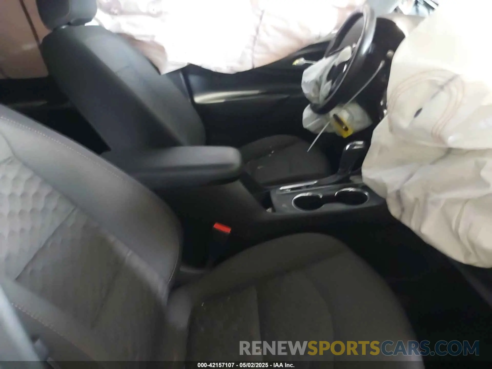 5 Фотография поврежденного автомобиля 2GNAXUEV1L6227311 CHEVROLET EQUINOX 2020