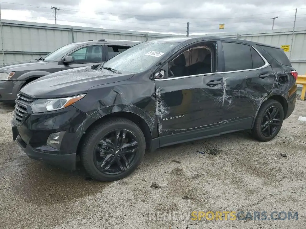 1 Photograph of a damaged car 2GNAXUEV1L6228572 CHEVROLET EQUINOX 2020