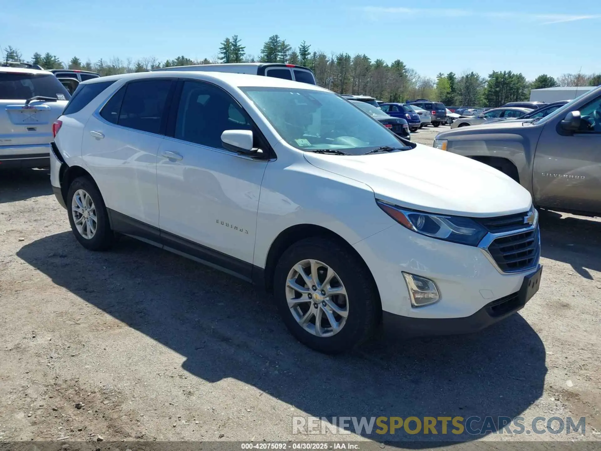 1 Фотография поврежденного автомобиля 2GNAXUEV2L6105704 CHEVROLET EQUINOX 2020