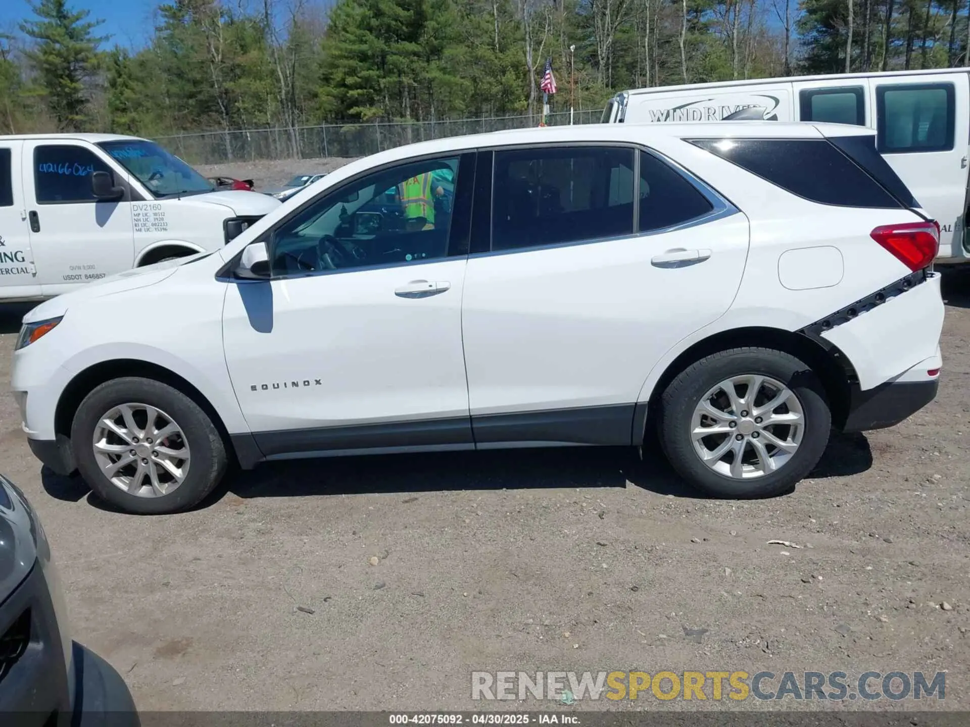 15 Фотография поврежденного автомобиля 2GNAXUEV2L6105704 CHEVROLET EQUINOX 2020