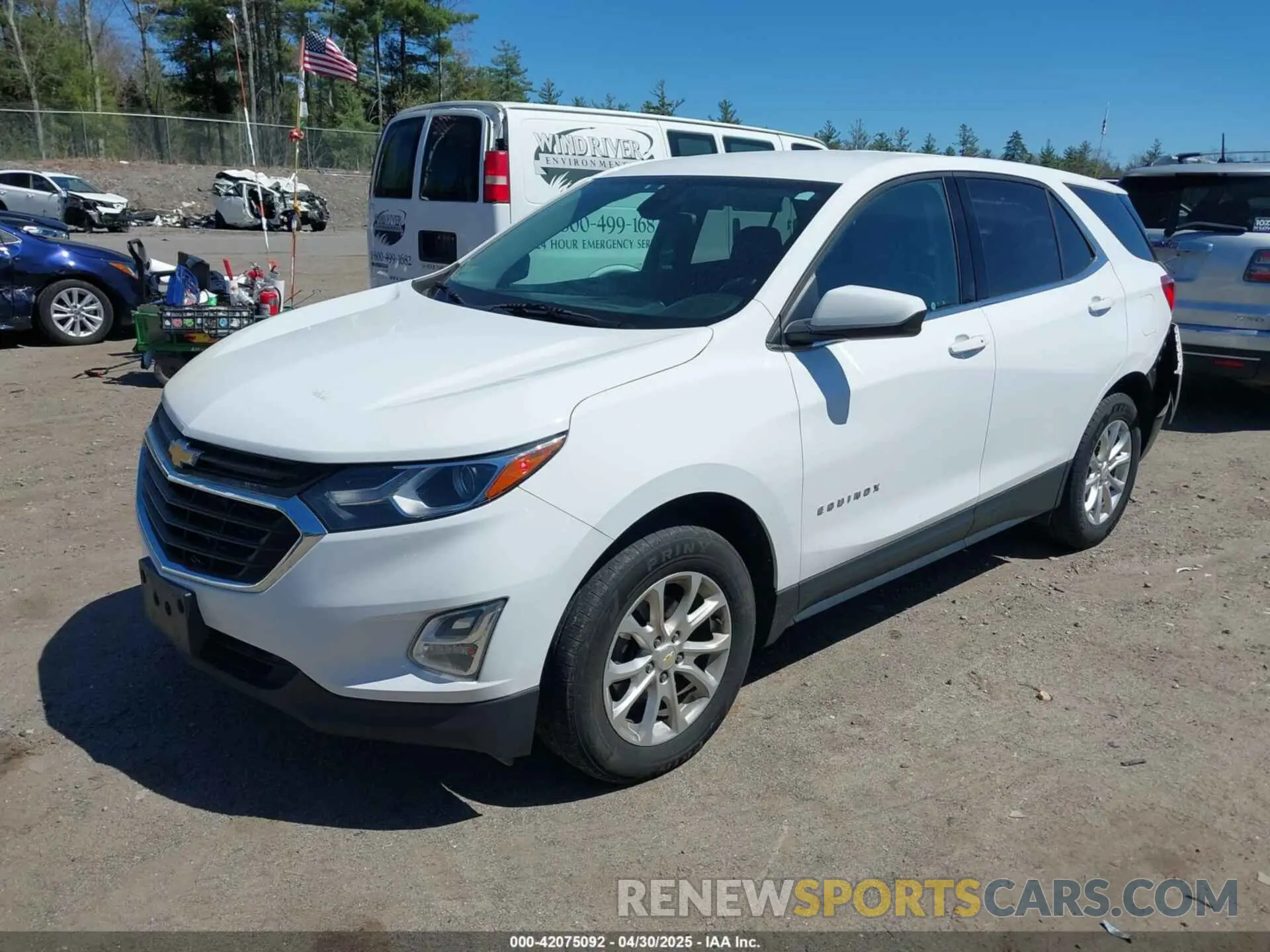 2 Фотография поврежденного автомобиля 2GNAXUEV2L6105704 CHEVROLET EQUINOX 2020