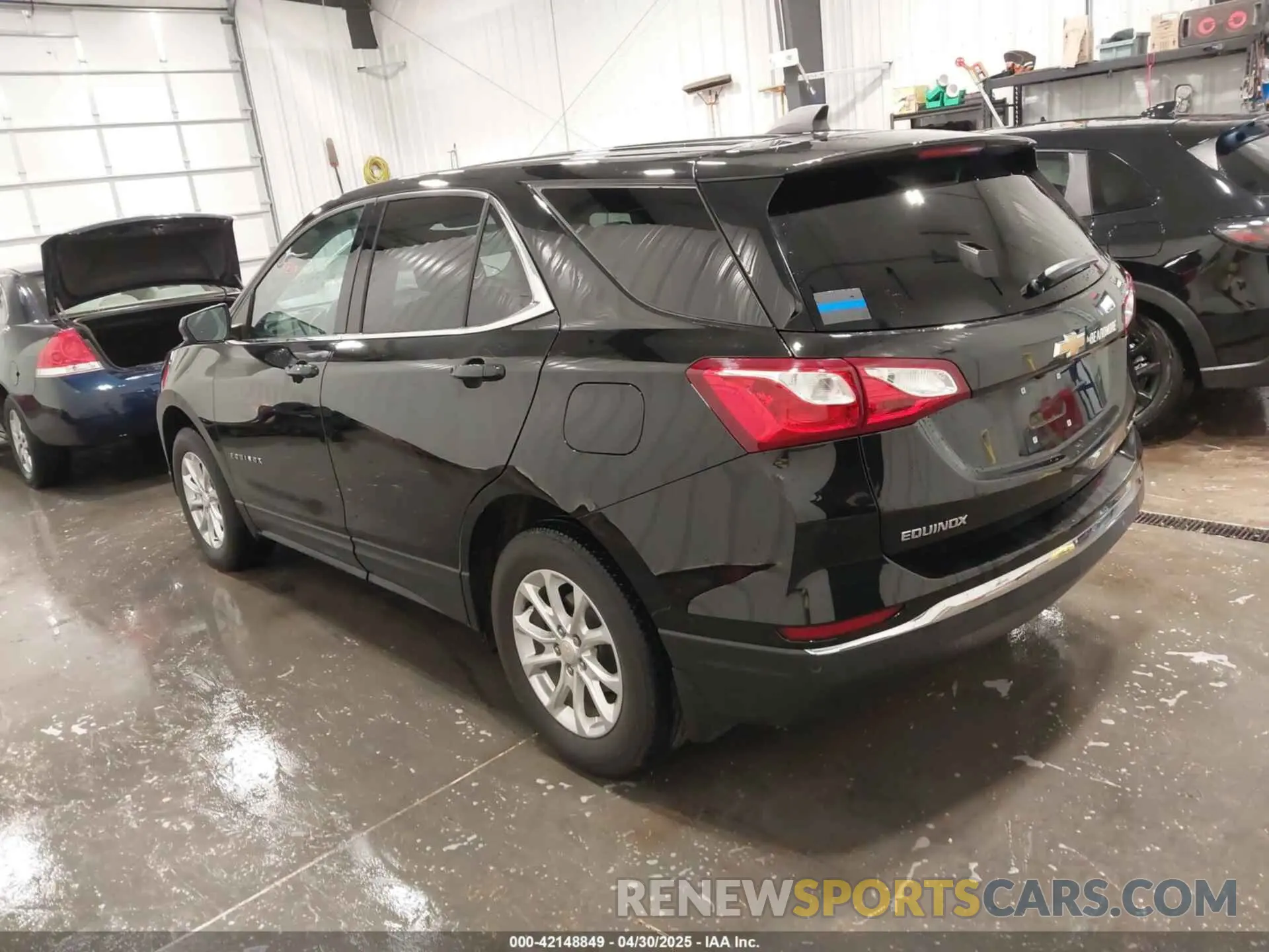 3 Фотография поврежденного автомобиля 2GNAXUEV2L6227253 CHEVROLET EQUINOX 2020