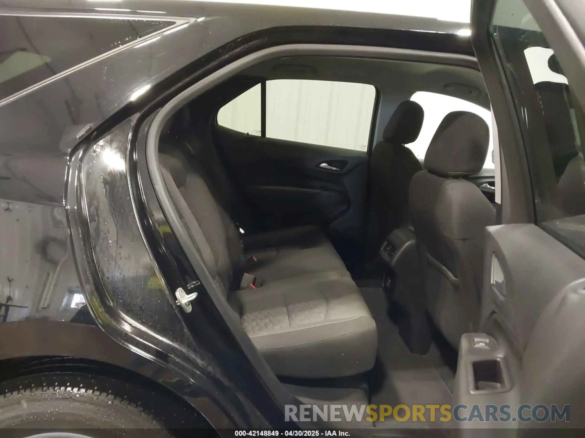 8 Фотография поврежденного автомобиля 2GNAXUEV2L6227253 CHEVROLET EQUINOX 2020