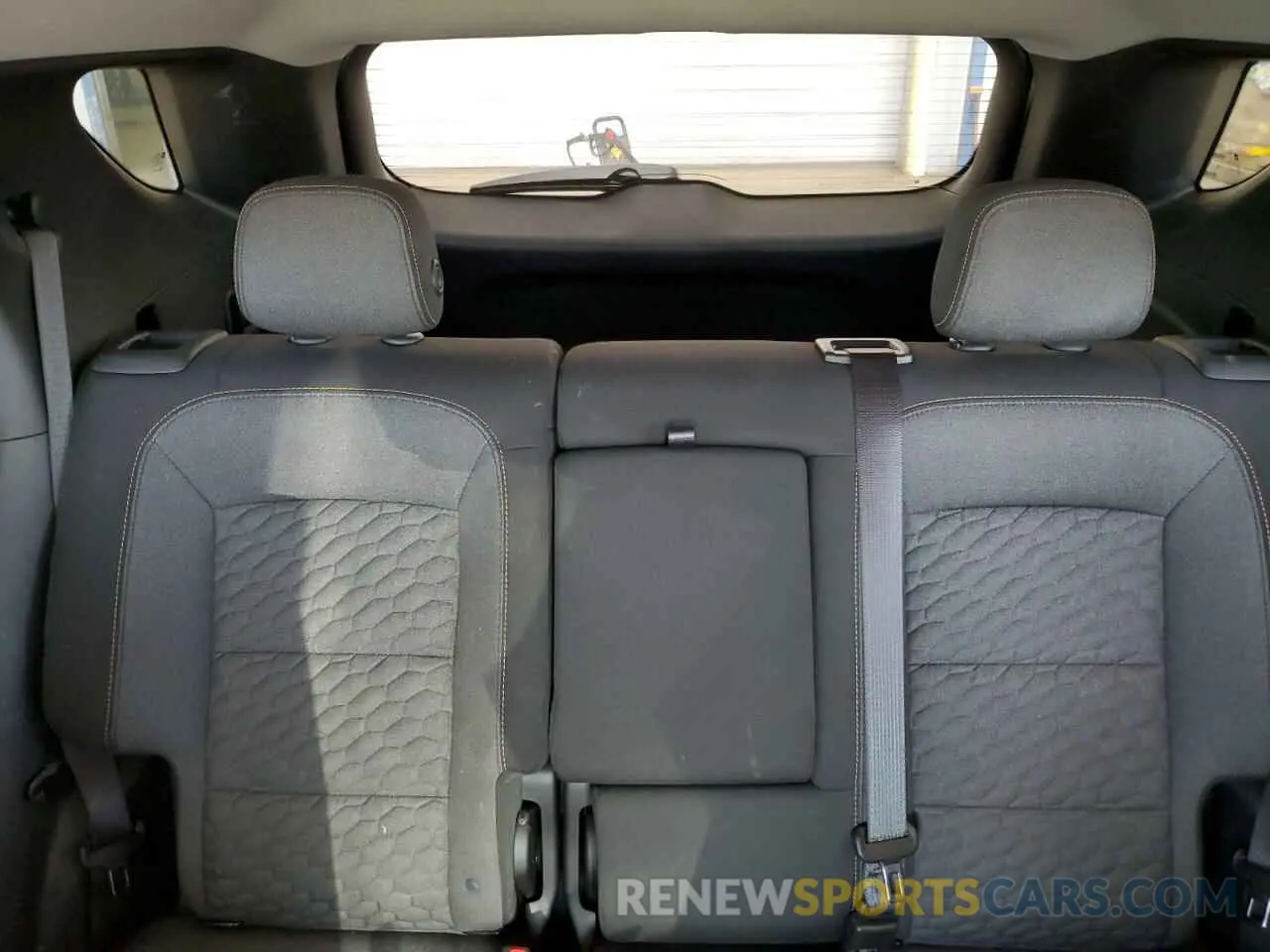 10 Фотография поврежденного автомобиля 2GNAXUEV2L6236308 CHEVROLET EQUINOX 2020