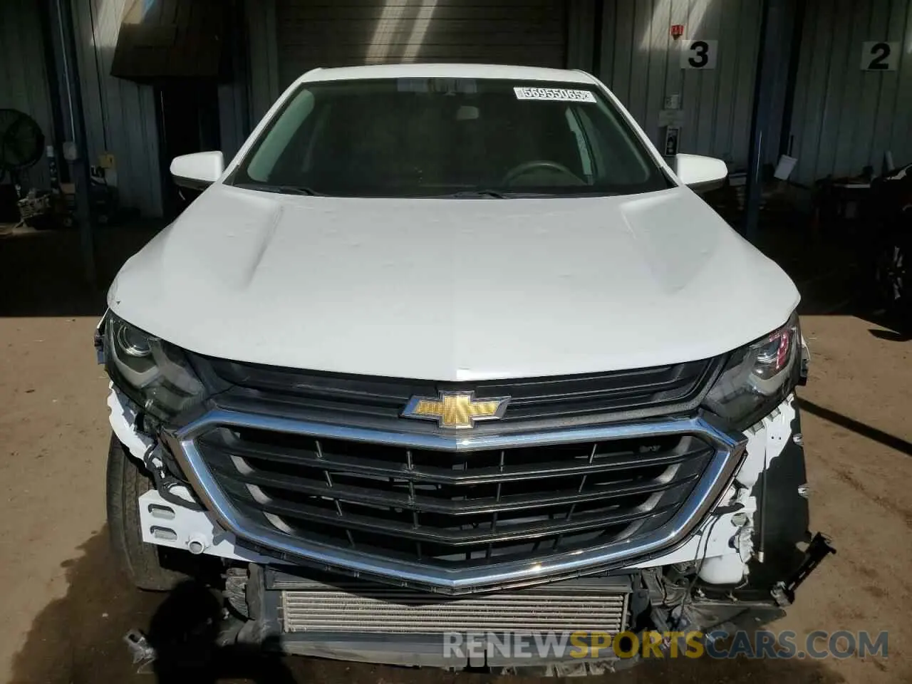 5 Фотография поврежденного автомобиля 2GNAXUEV2L6236308 CHEVROLET EQUINOX 2020