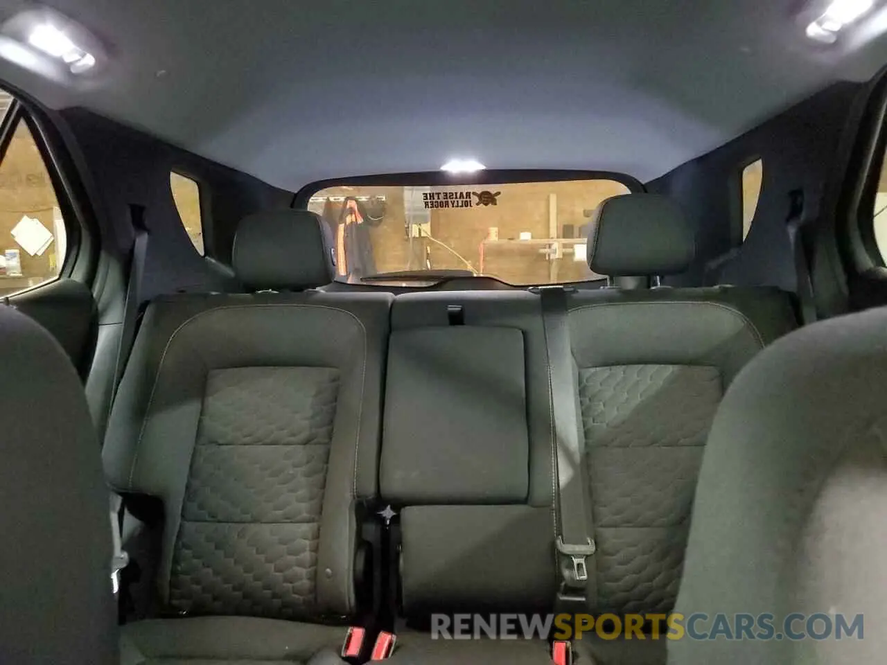 10 Photograph of a damaged car 2GNAXUEV3L6127078 CHEVROLET EQUINOX 2020