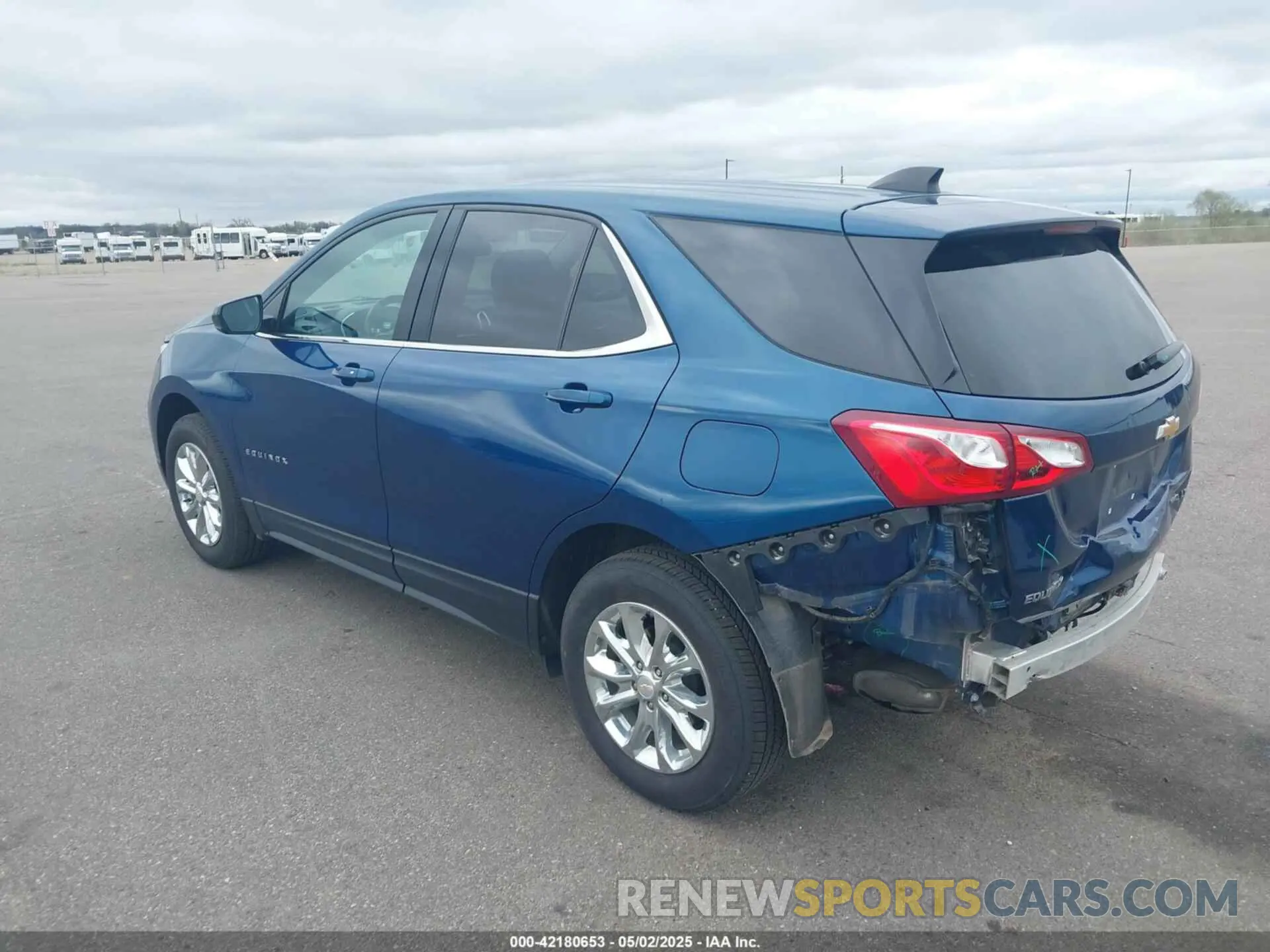 3 Photograph of a damaged car 2GNAXUEV3L6157178 CHEVROLET EQUINOX 2020