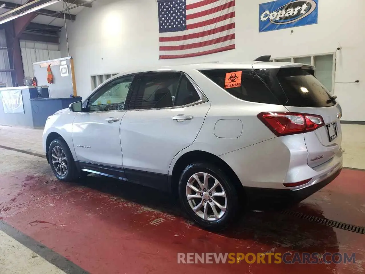 2 Фотография поврежденного автомобиля 2GNAXUEV4L6285655 CHEVROLET EQUINOX 2020