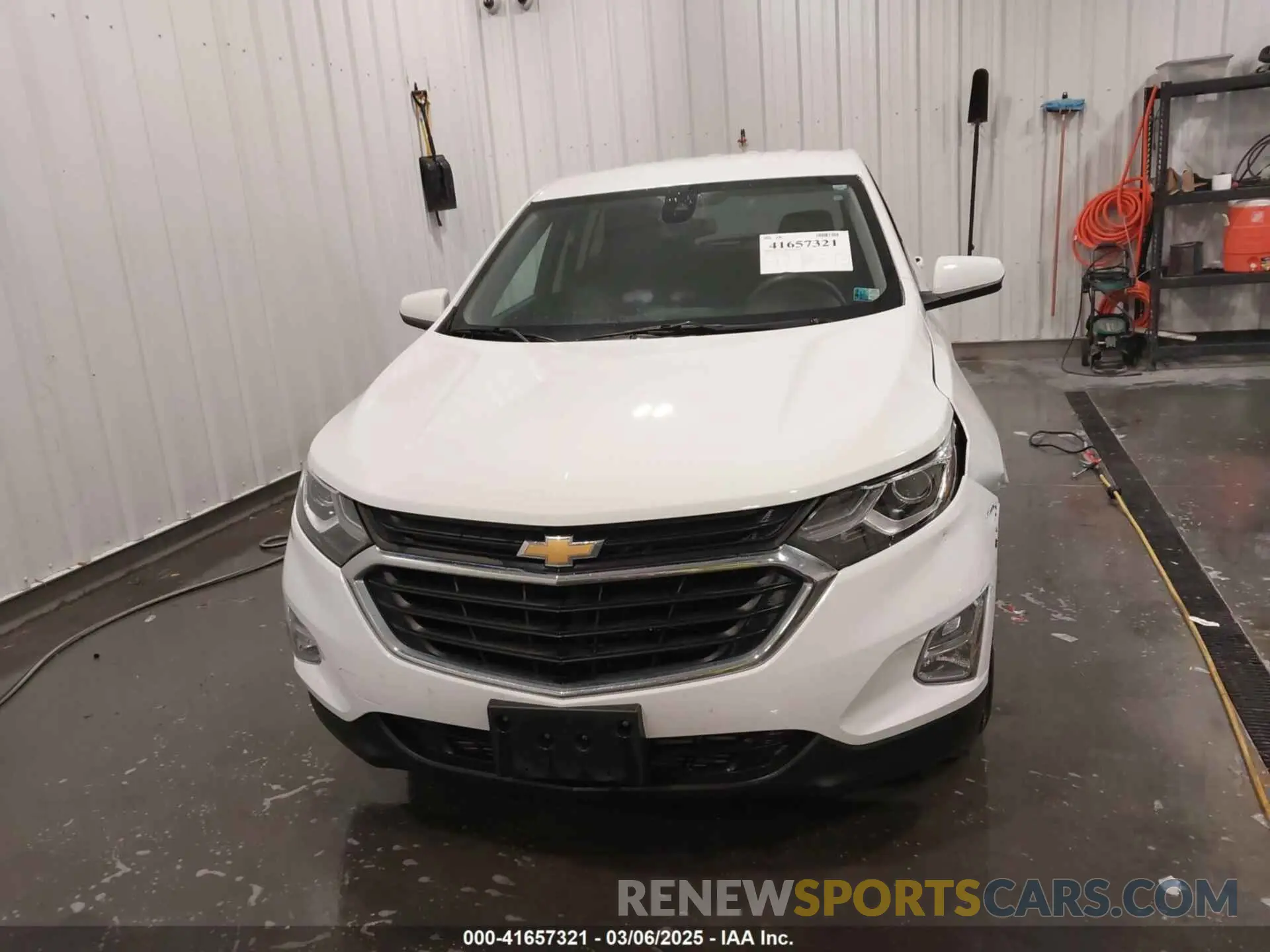 13 Фотография поврежденного автомобиля 2GNAXUEV5L6244807 CHEVROLET EQUINOX 2020