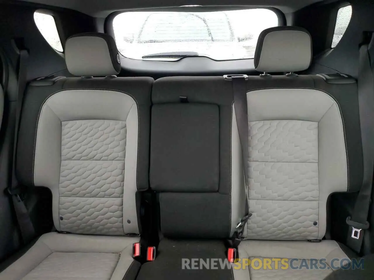 10 Фотография поврежденного автомобиля 2GNAXUEV6L6109383 CHEVROLET EQUINOX 2020