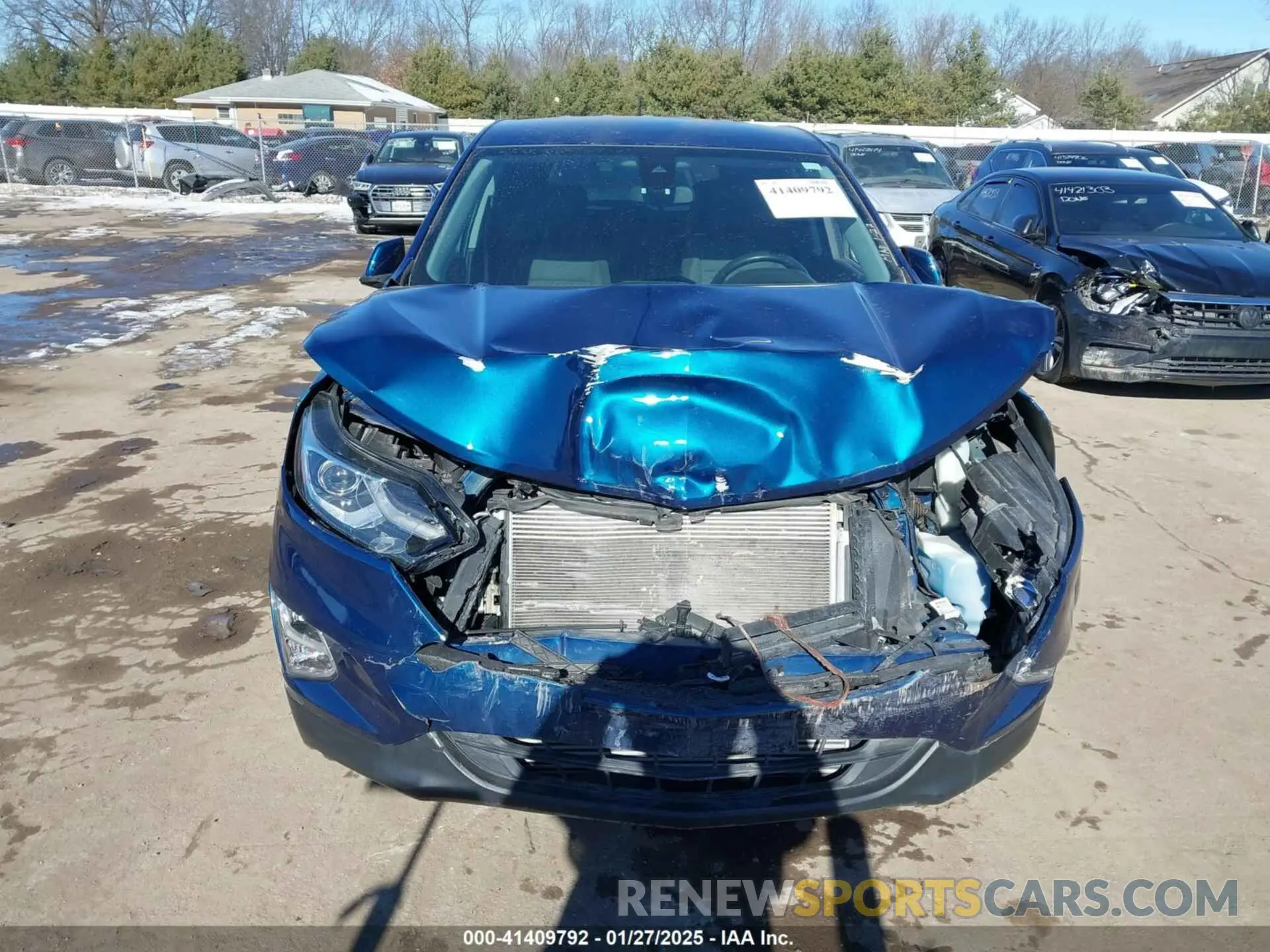 11 Фотография поврежденного автомобиля 2GNAXUEV6L6185542 CHEVROLET EQUINOX 2020