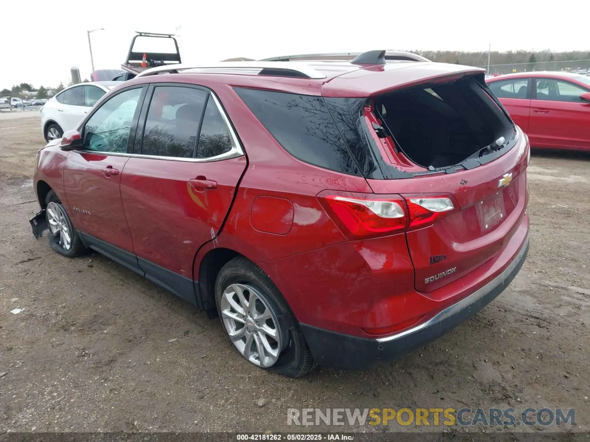3 Photograph of a damaged car 2GNAXUEV6L6220600 CHEVROLET EQUINOX 2020