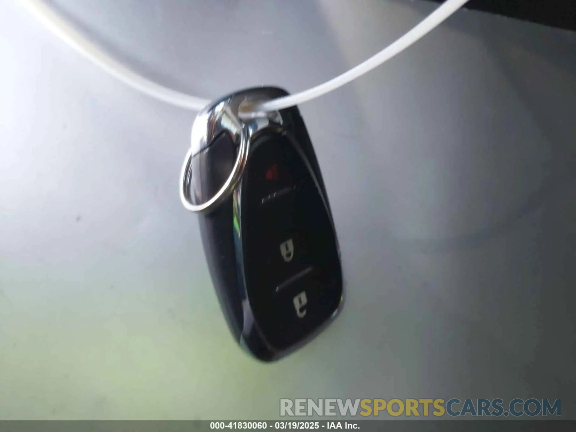 11 Фотография поврежденного автомобиля 2GNAXUEV7L6111580 CHEVROLET EQUINOX 2020