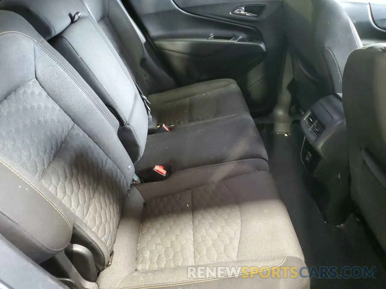 12 Photograph of a damaged car 2GNAXUEV7L6212764 CHEVROLET EQUINOX 2020