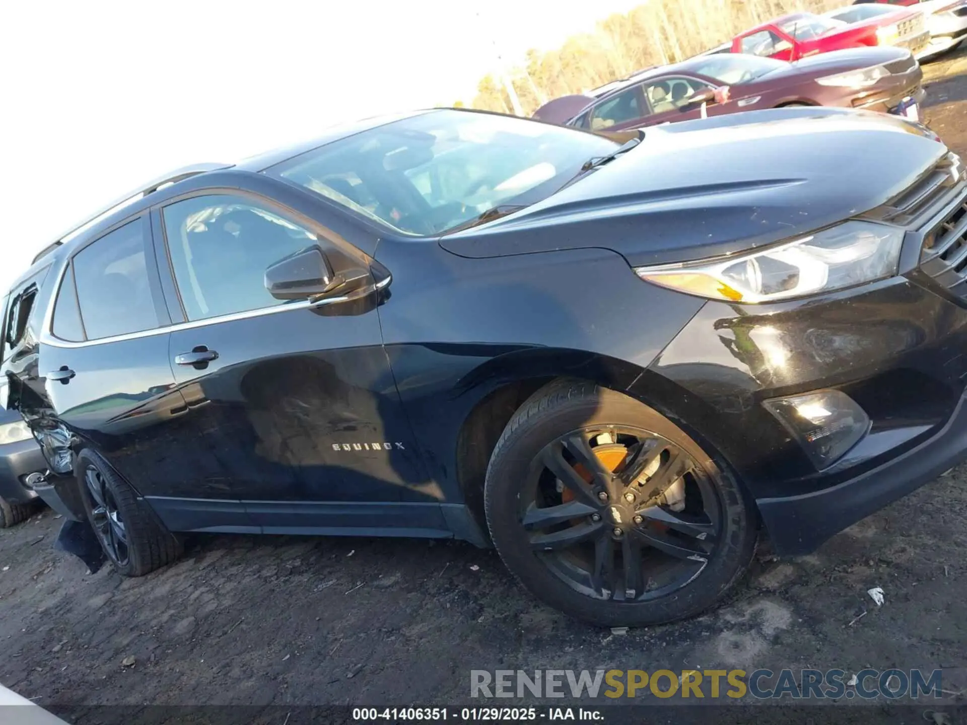13 Photograph of a damaged car 2GNAXUEV7L6235588 CHEVROLET EQUINOX 2020