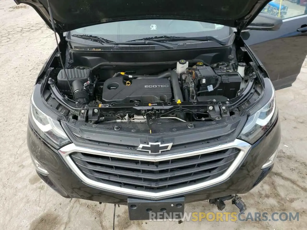 13 Photograph of a damaged car 2GNAXUEV8L6130011 CHEVROLET EQUINOX 2020