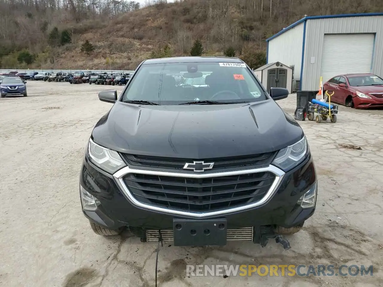 5 Photograph of a damaged car 2GNAXUEV8L6130011 CHEVROLET EQUINOX 2020