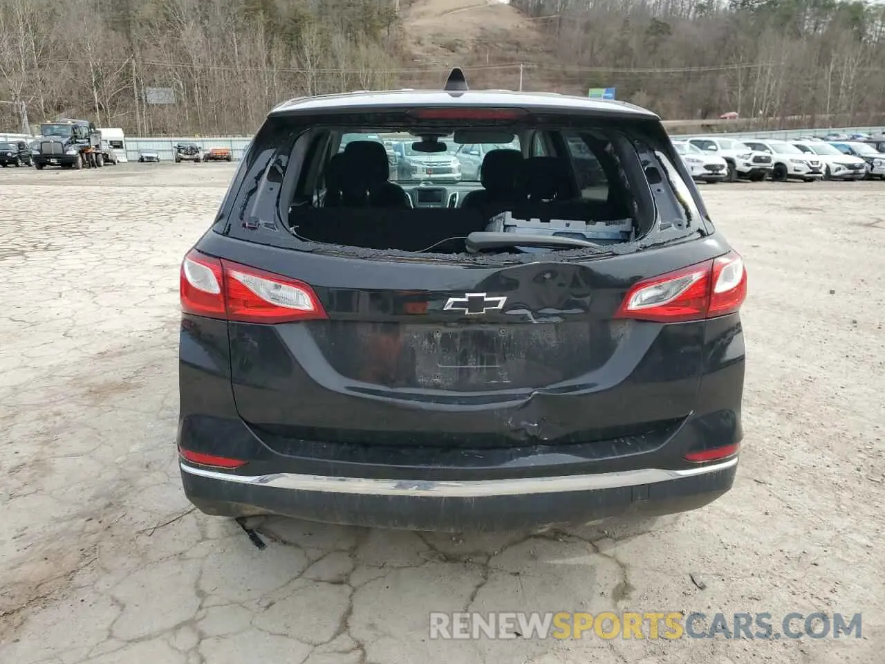 6 Photograph of a damaged car 2GNAXUEV8L6130011 CHEVROLET EQUINOX 2020