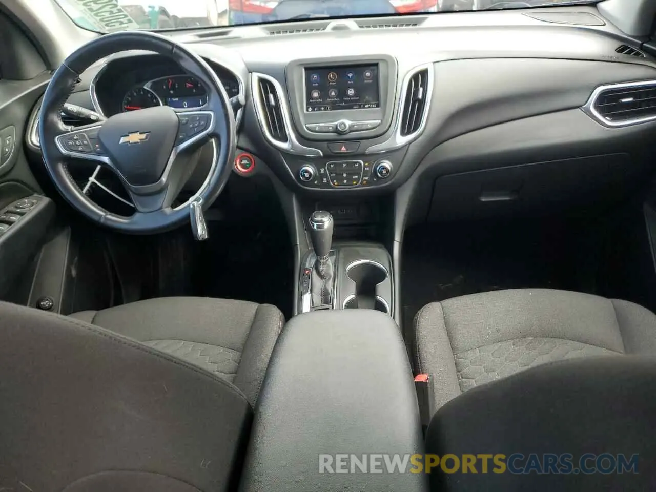 8 Фотография поврежденного автомобиля 2GNAXUEV8L6160903 CHEVROLET EQUINOX 2020