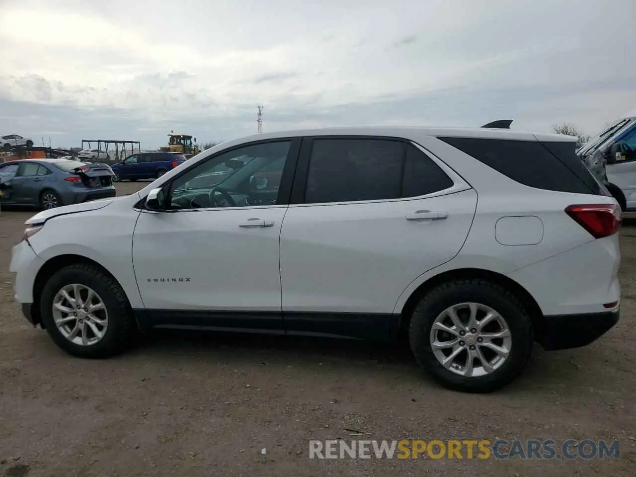 2 Photograph of a damaged car 2GNAXUEV8L6223188 CHEVROLET EQUINOX 2020