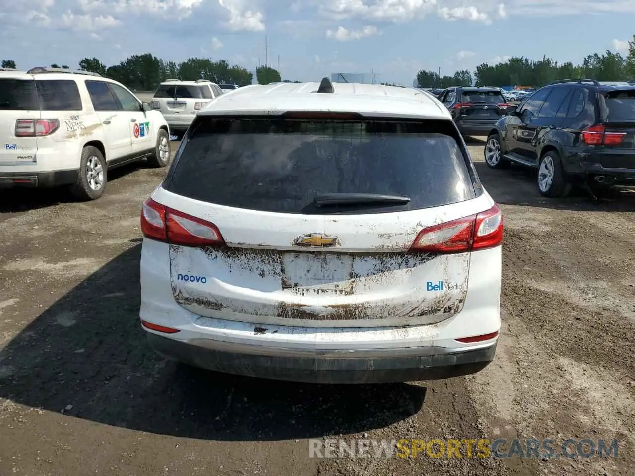 6 Photograph of a damaged car 2GNAXUEV8L6240590 CHEVROLET EQUINOX 2020