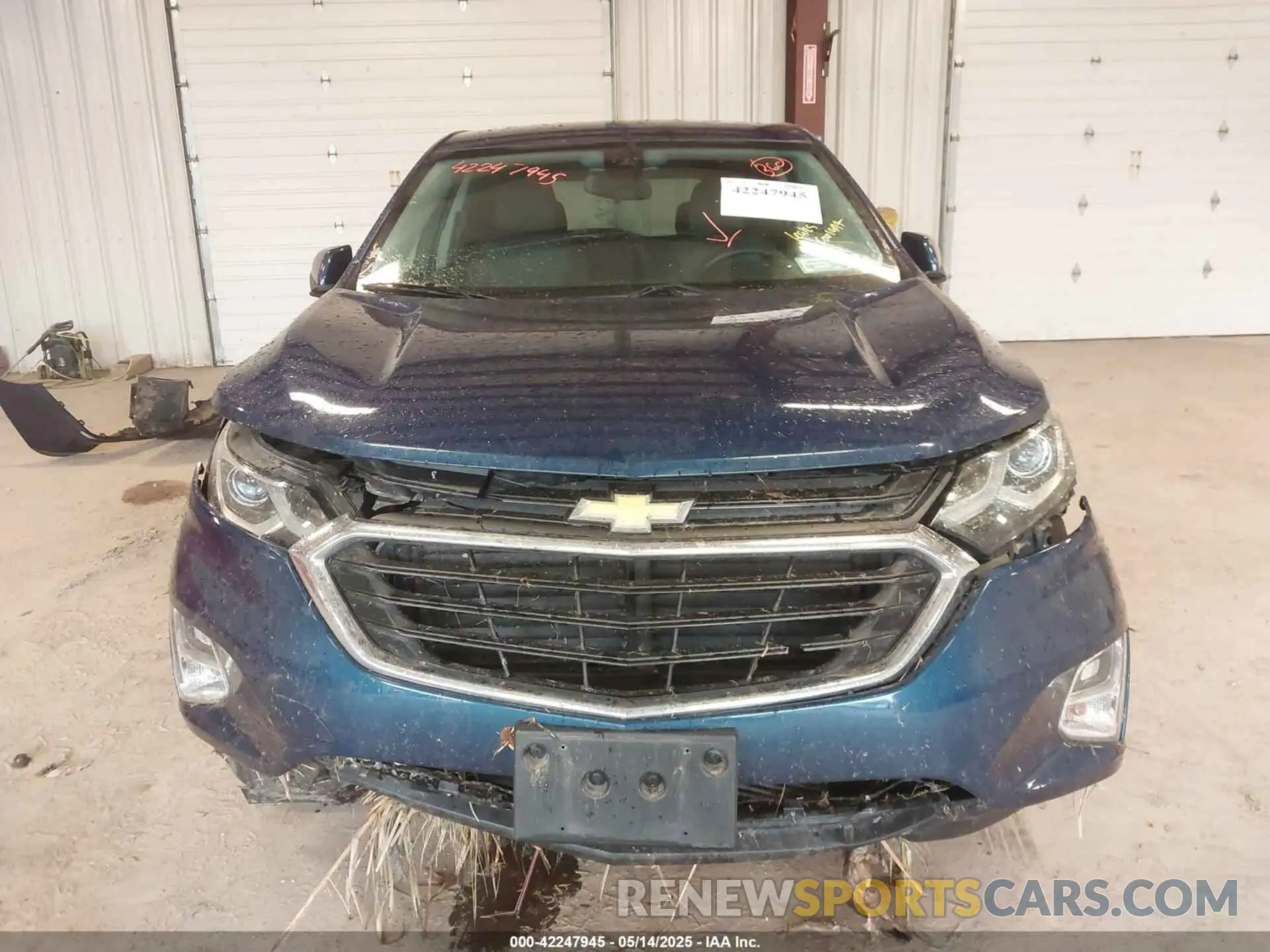 12 Фотография поврежденного автомобиля 2GNAXUEVXL6110911 CHEVROLET EQUINOX 2020