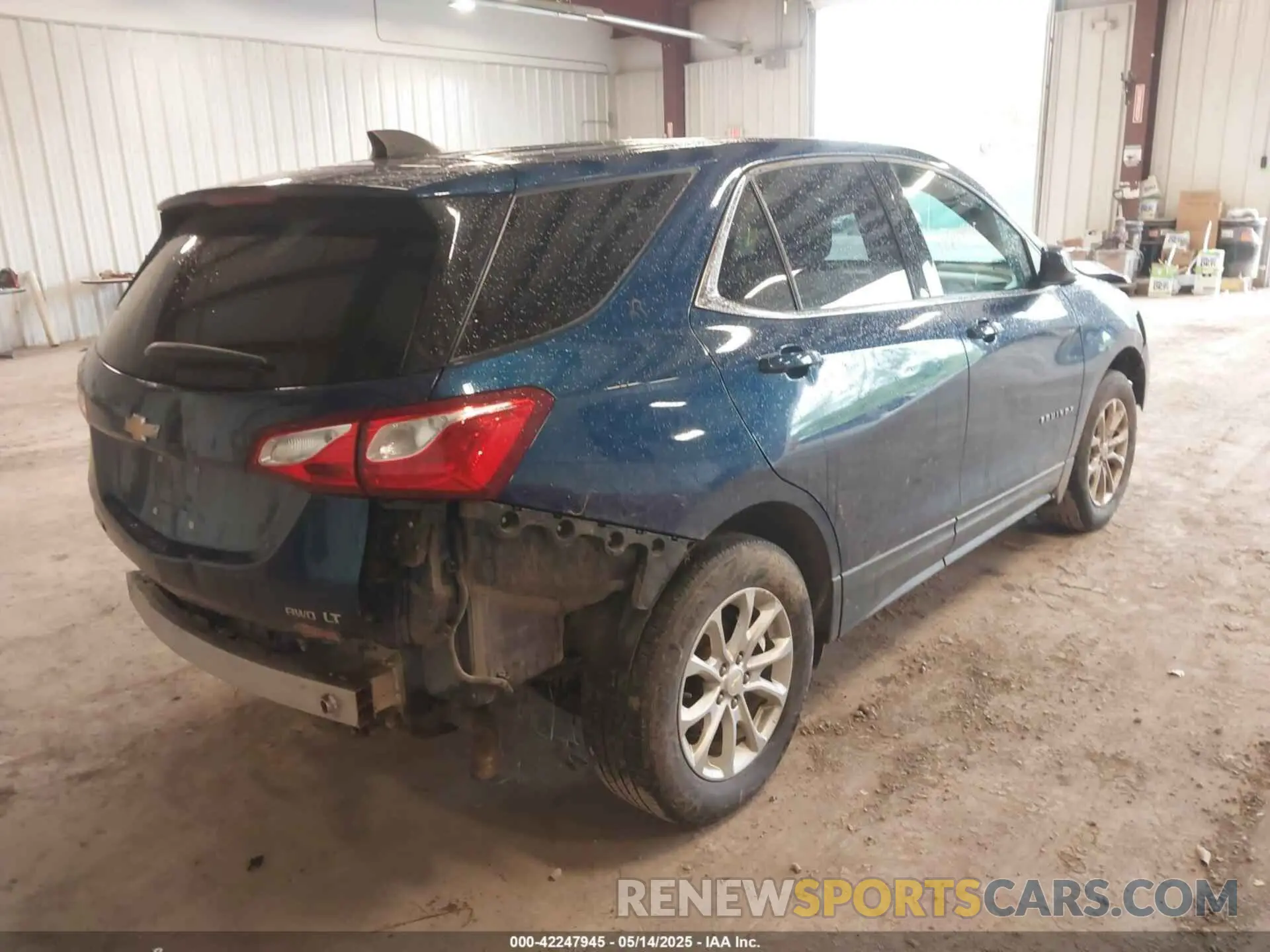 4 Фотография поврежденного автомобиля 2GNAXUEVXL6110911 CHEVROLET EQUINOX 2020