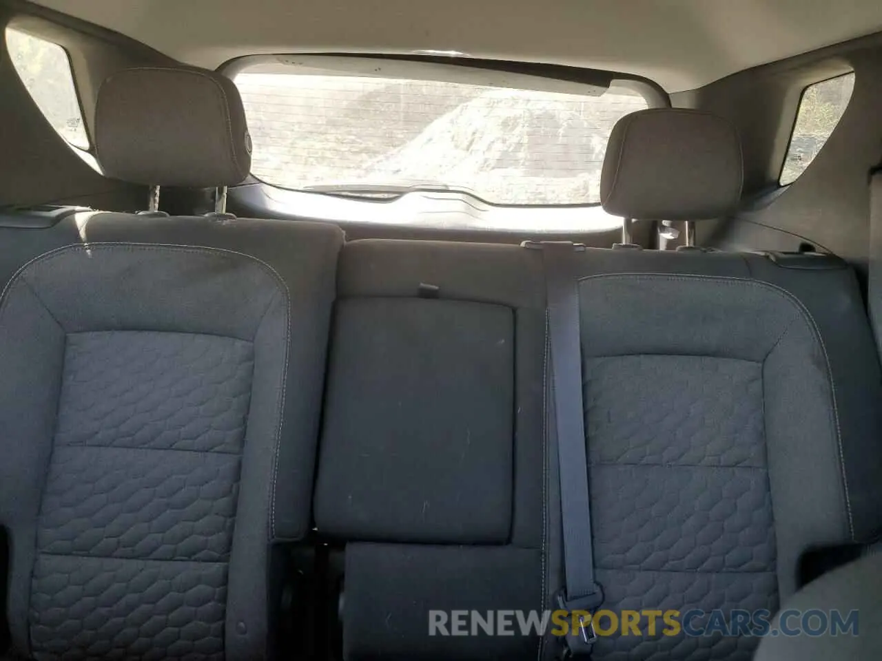 10 Photograph of a damaged car 2GNAXUEVXL6154925 CHEVROLET EQUINOX 2020