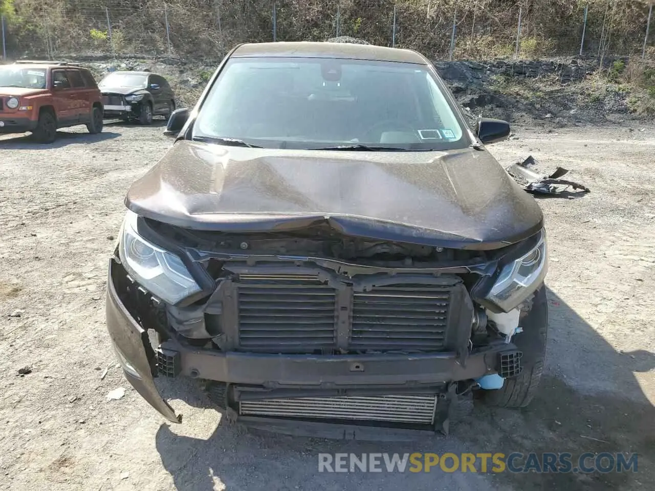 5 Photograph of a damaged car 2GNAXUEVXL6154925 CHEVROLET EQUINOX 2020