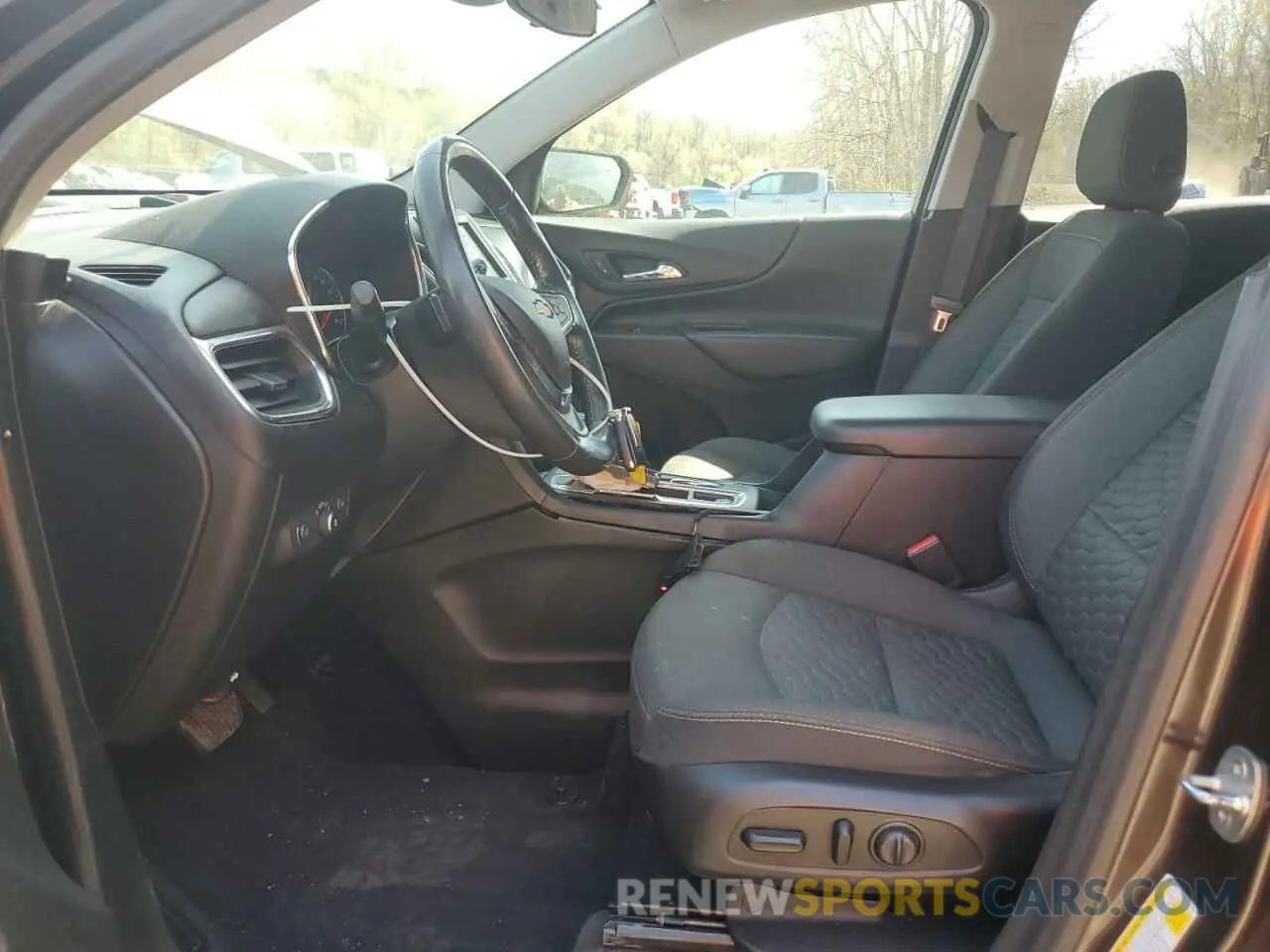 7 Photograph of a damaged car 2GNAXUEVXL6154925 CHEVROLET EQUINOX 2020