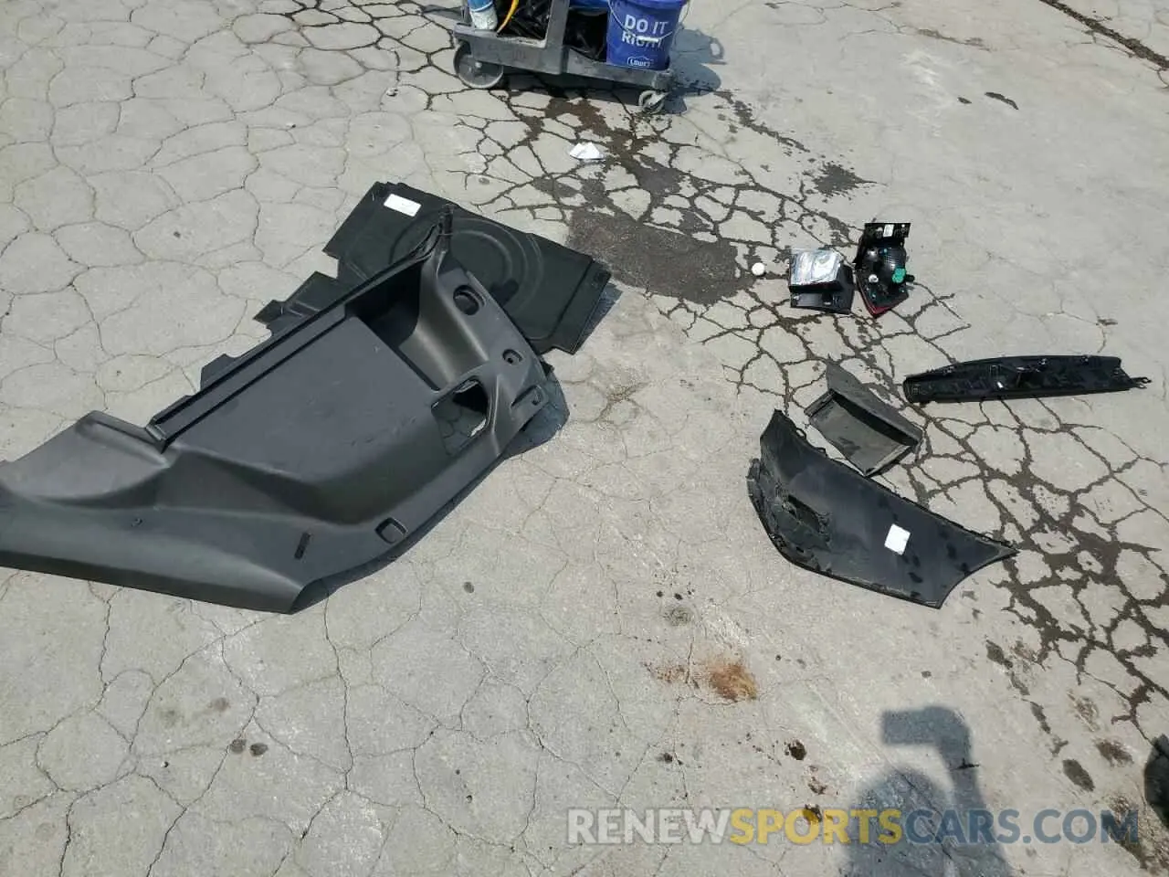 13 Фотография поврежденного автомобиля 2GNAXVEX3L6194917 CHEVROLET EQUINOX 2020