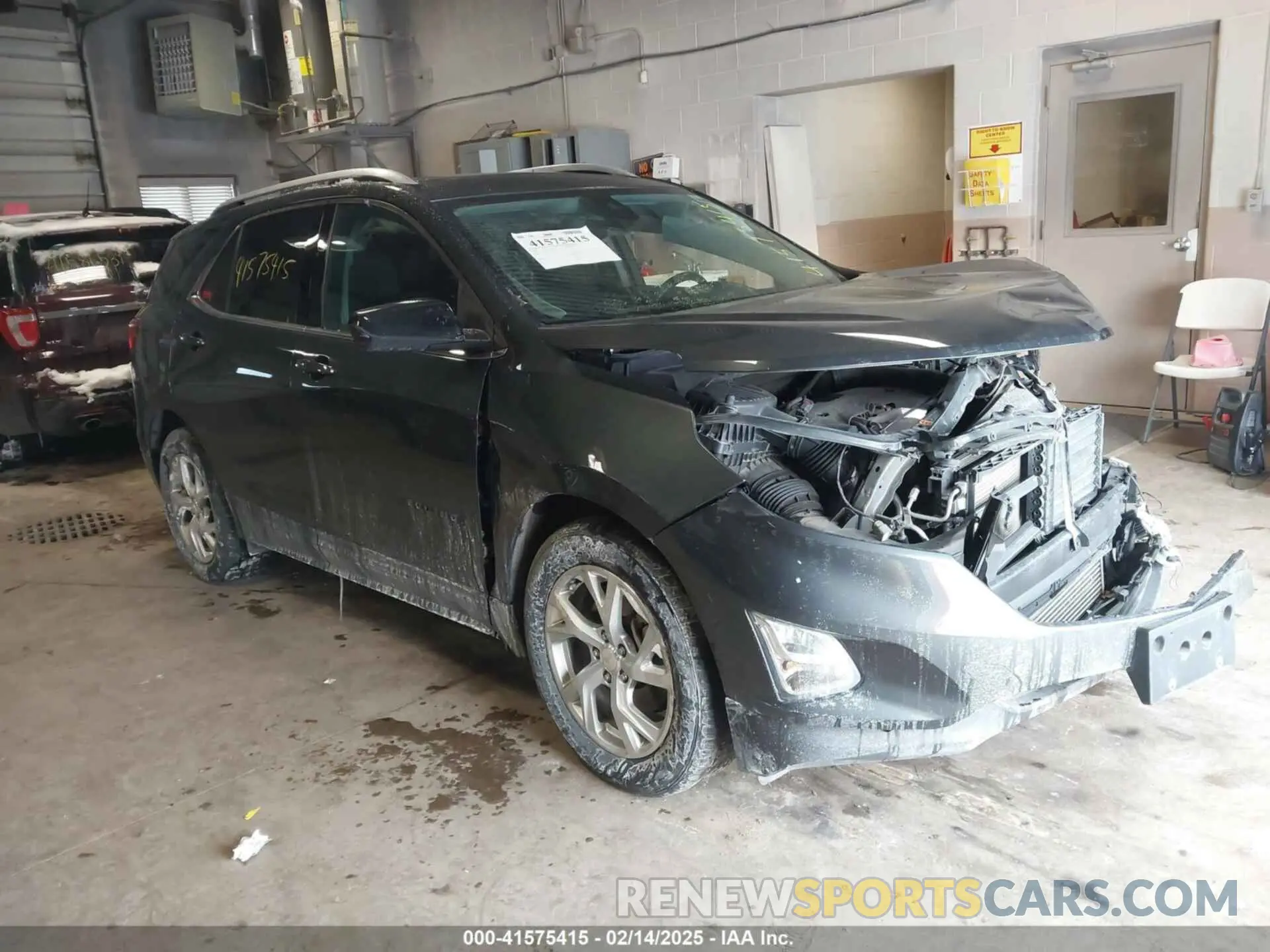 1 Фотография поврежденного автомобиля 2GNAXVEX7L6129889 CHEVROLET EQUINOX 2020