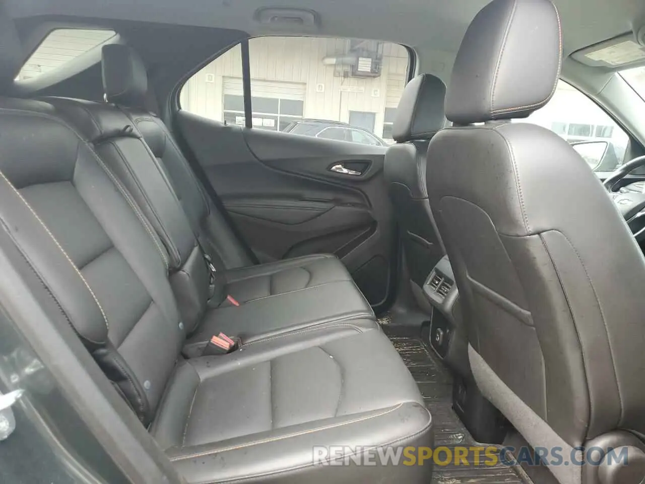 11 Фотография поврежденного автомобиля 2GNAXXEV4L6190885 CHEVROLET EQUINOX 2020