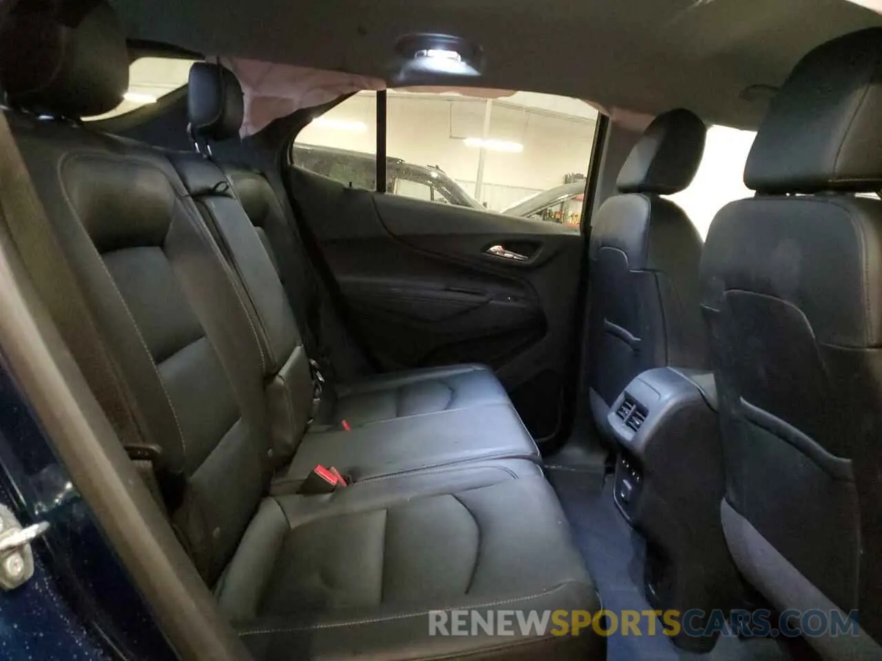 11 Фотография поврежденного автомобиля 2GNAXXEV4L6276570 CHEVROLET EQUINOX 2020