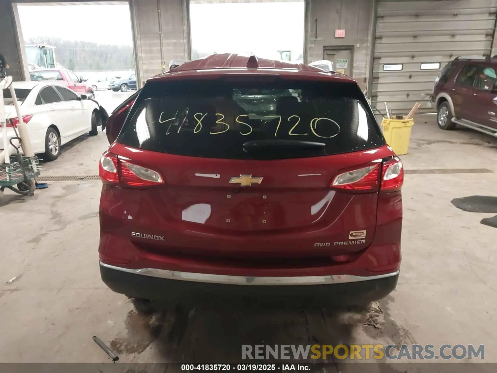 15 Photograph of a damaged car 2GNAXXEV5L6269935 CHEVROLET EQUINOX 2020