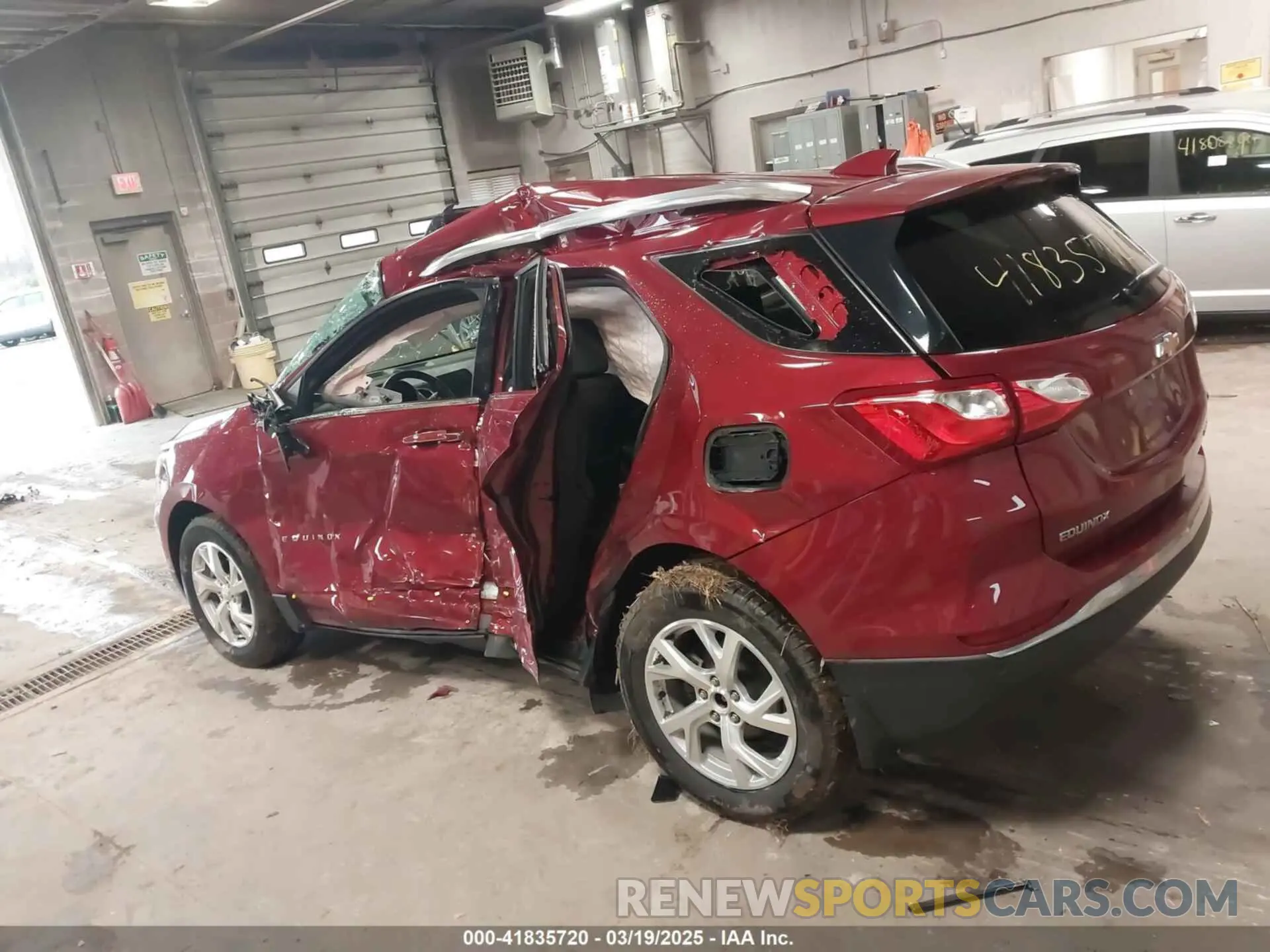 3 Photograph of a damaged car 2GNAXXEV5L6269935 CHEVROLET EQUINOX 2020
