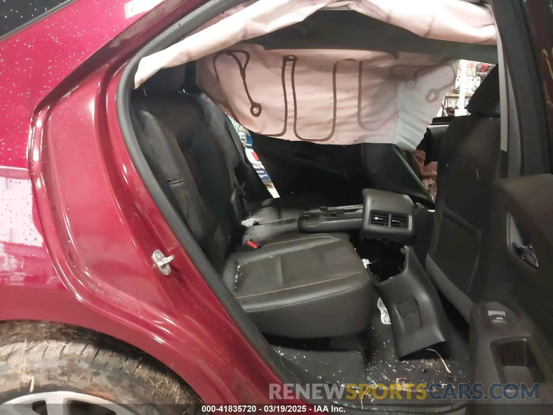 8 Photograph of a damaged car 2GNAXXEV5L6269935 CHEVROLET EQUINOX 2020