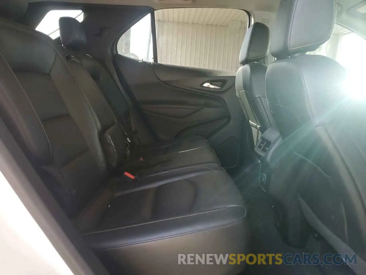 11 Фотография поврежденного автомобиля 2GNAXXEV5L6282023 CHEVROLET EQUINOX 2020