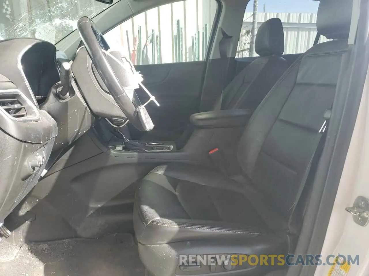 7 Фотография поврежденного автомобиля 2GNAXXEV5L6282023 CHEVROLET EQUINOX 2020