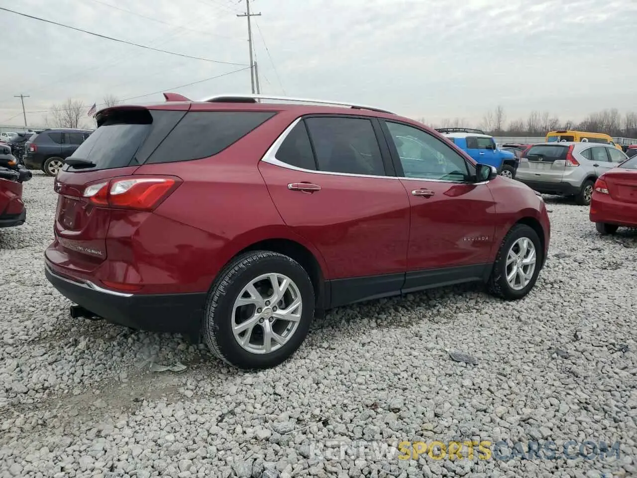 3 Photograph of a damaged car 2GNAXXEV6L6125956 CHEVROLET EQUINOX 2020