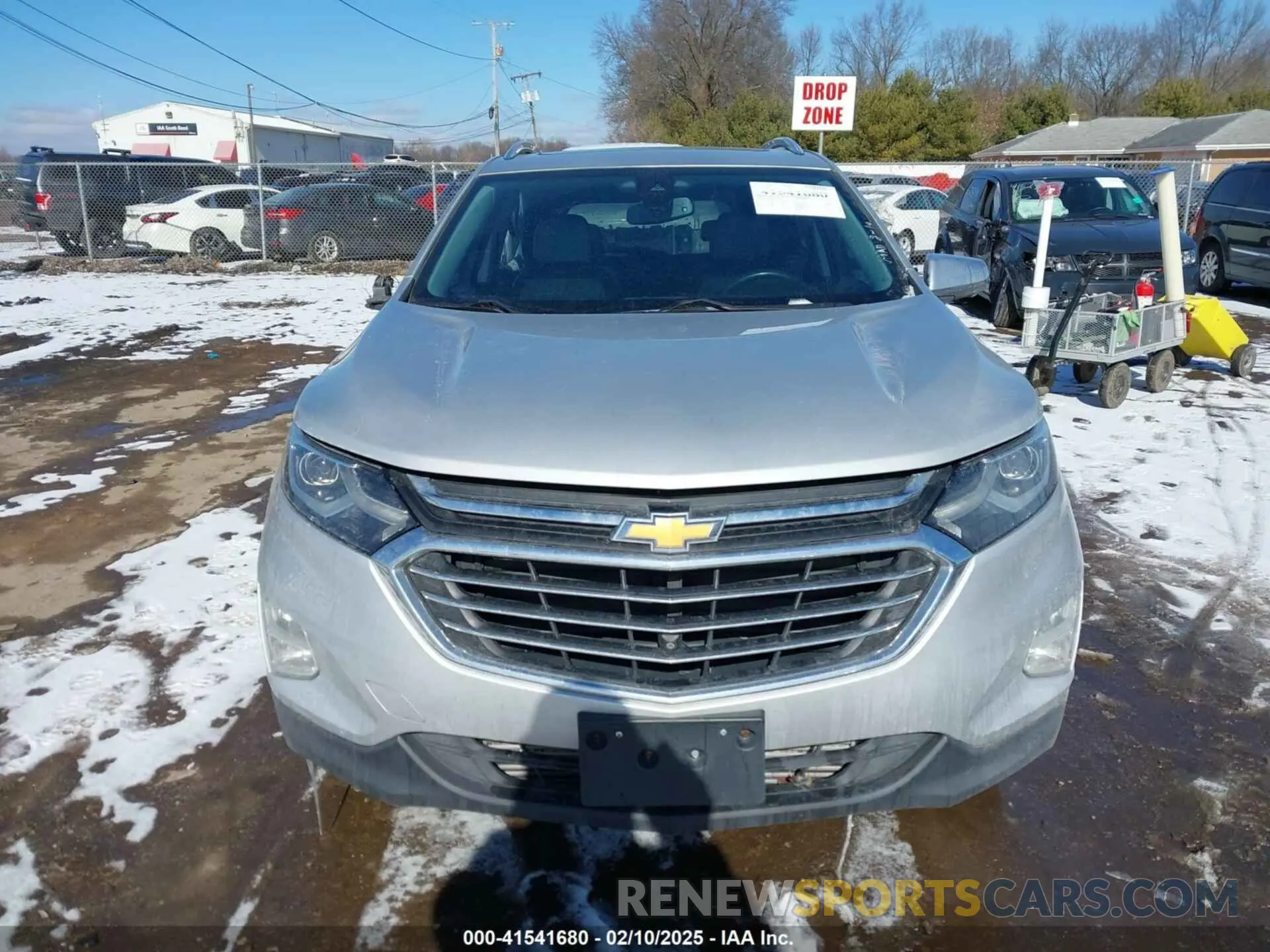 13 Photograph of a damaged car 2GNAXXEV7L6162109 CHEVROLET EQUINOX 2020