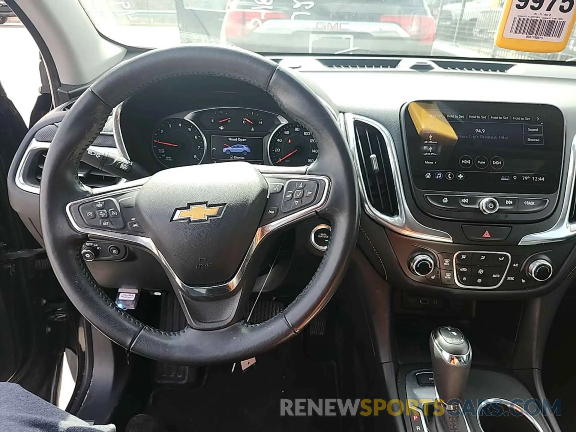22 Photograph of a damaged car 2GNAXXEVXL6215532 CHEVROLET EQUINOX 2020