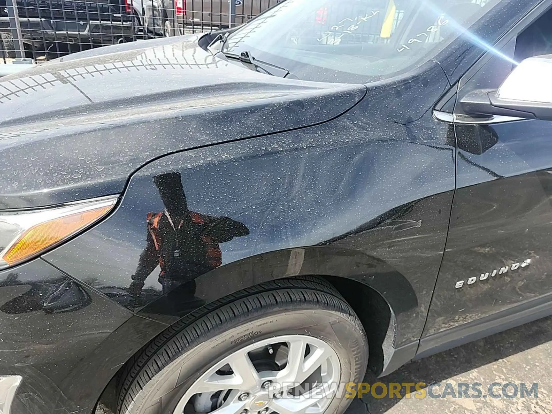 25 Photograph of a damaged car 2GNAXXEVXL6215532 CHEVROLET EQUINOX 2020