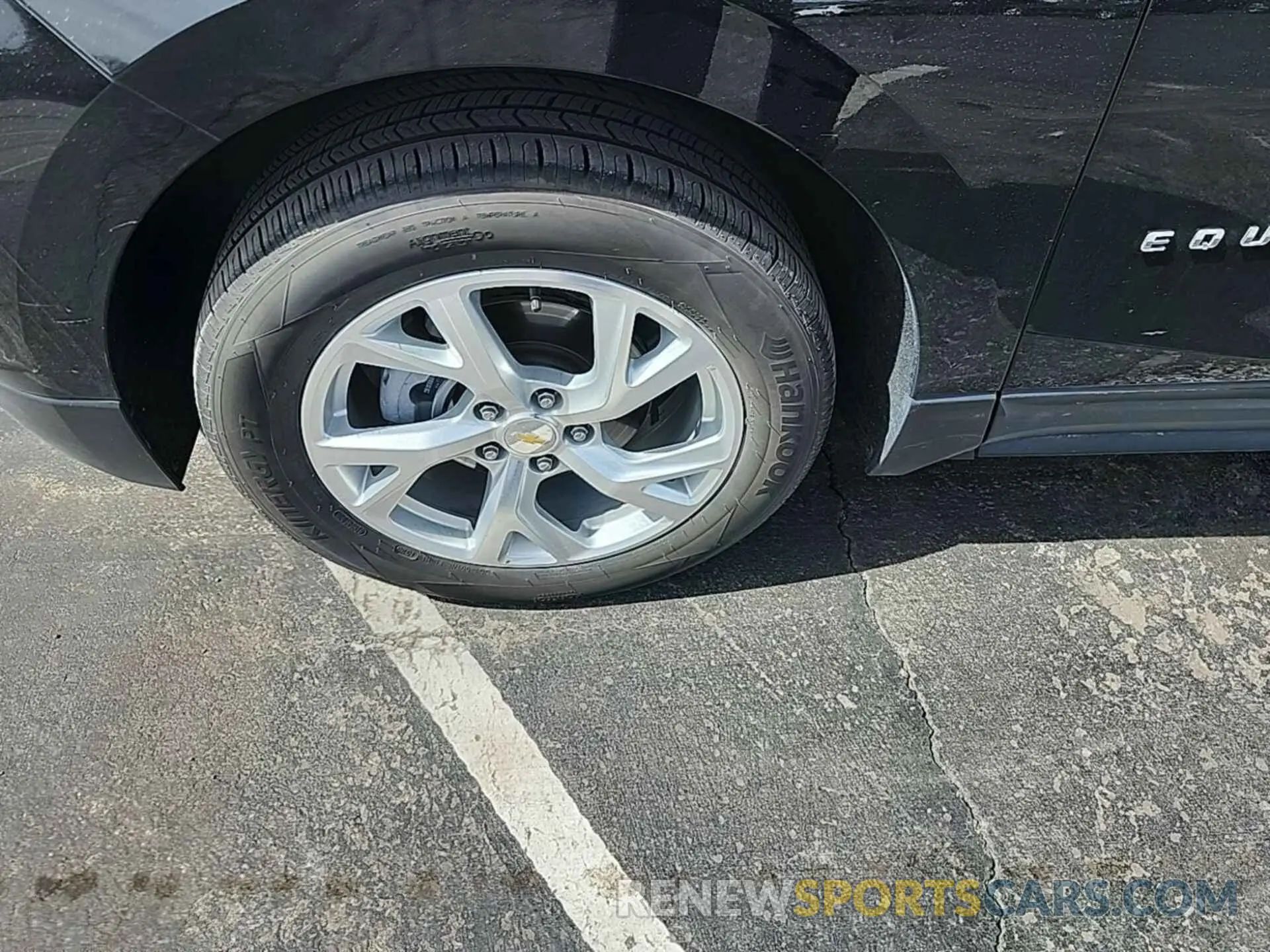 30 Photograph of a damaged car 2GNAXXEVXL6215532 CHEVROLET EQUINOX 2020