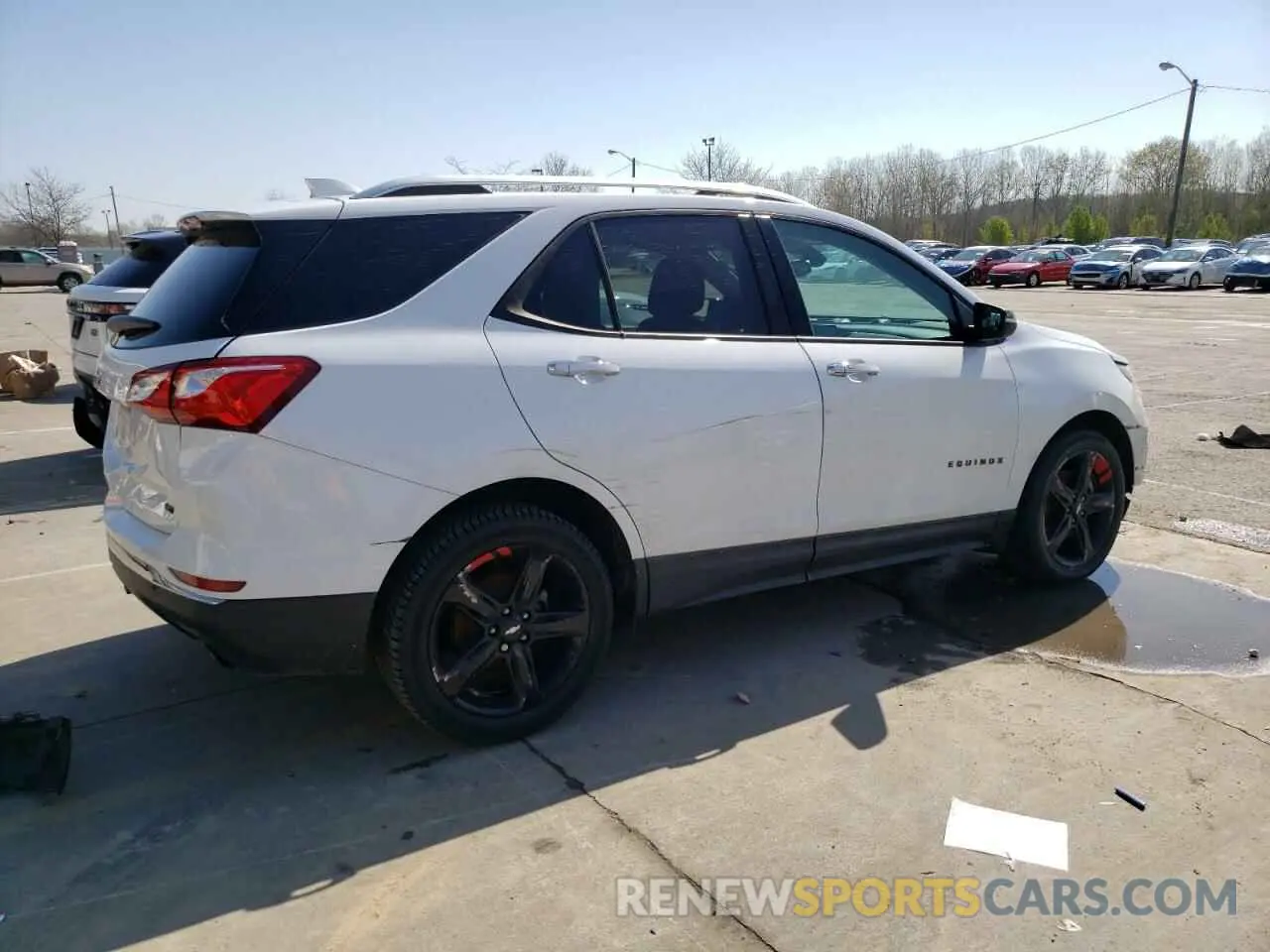 3 Photograph of a damaged car 2GNAXYEX2L6186695 CHEVROLET EQUINOX 2020