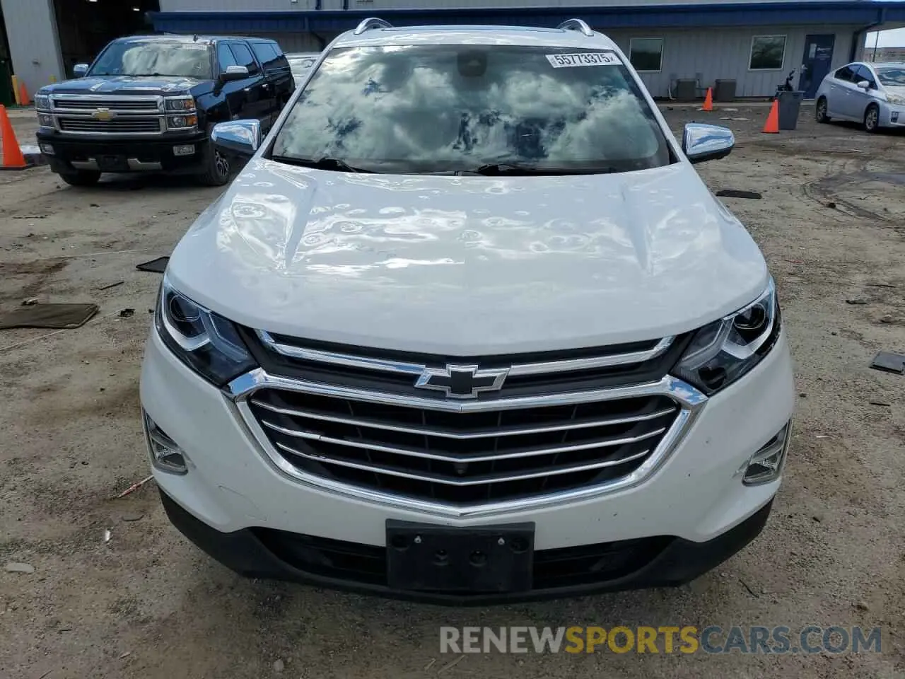 5 Photograph of a damaged car 2GNAXYEX3L6278897 CHEVROLET EQUINOX 2020