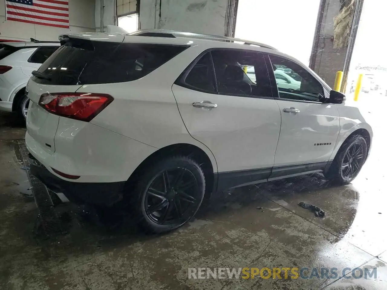 3 Photograph of a damaged car 2GNAXYEX4L6271294 CHEVROLET EQUINOX 2020