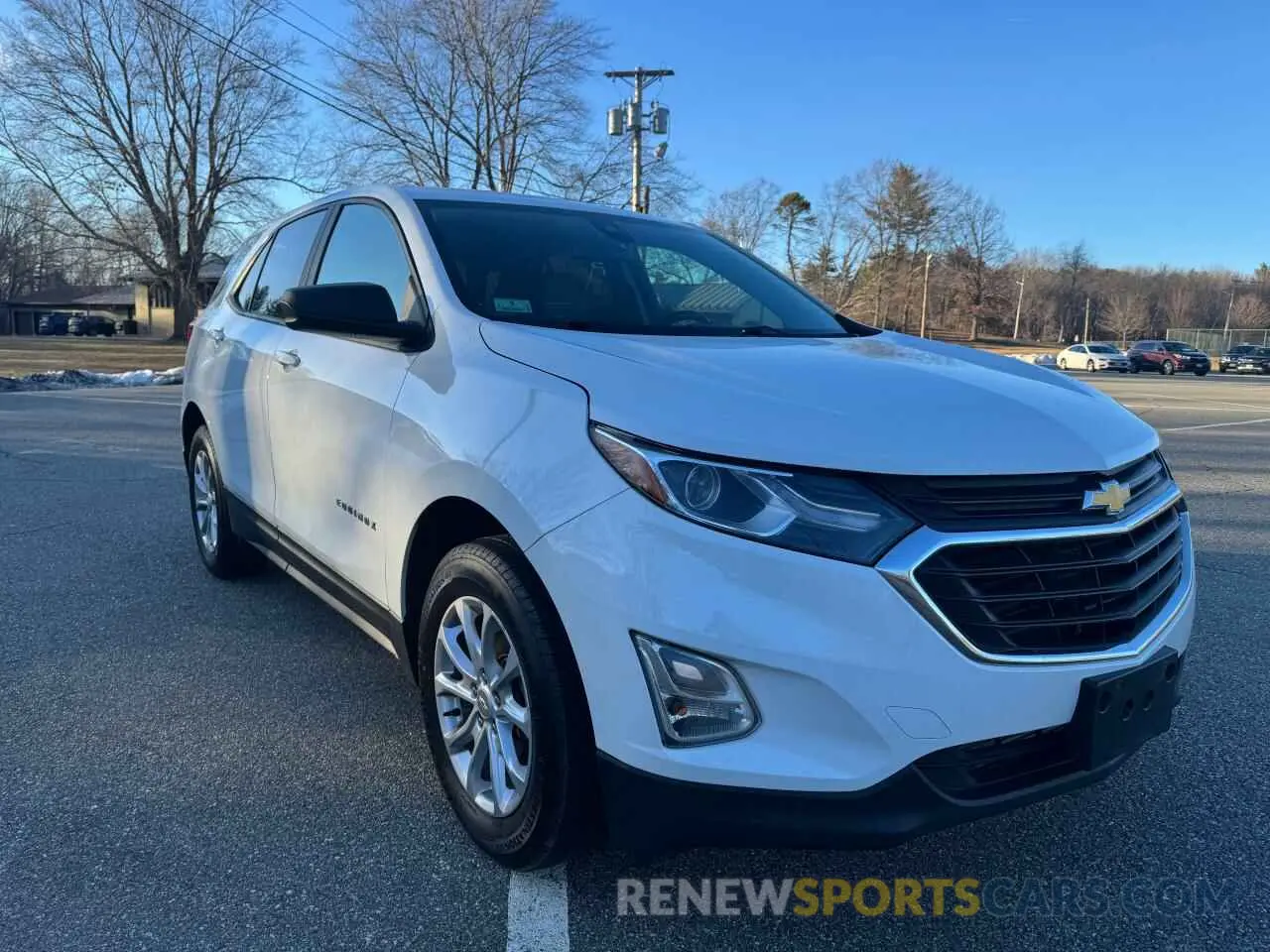 1 Photograph of a damaged car 3GNAX5EV2LS709616 CHEVROLET EQUINOX 2020