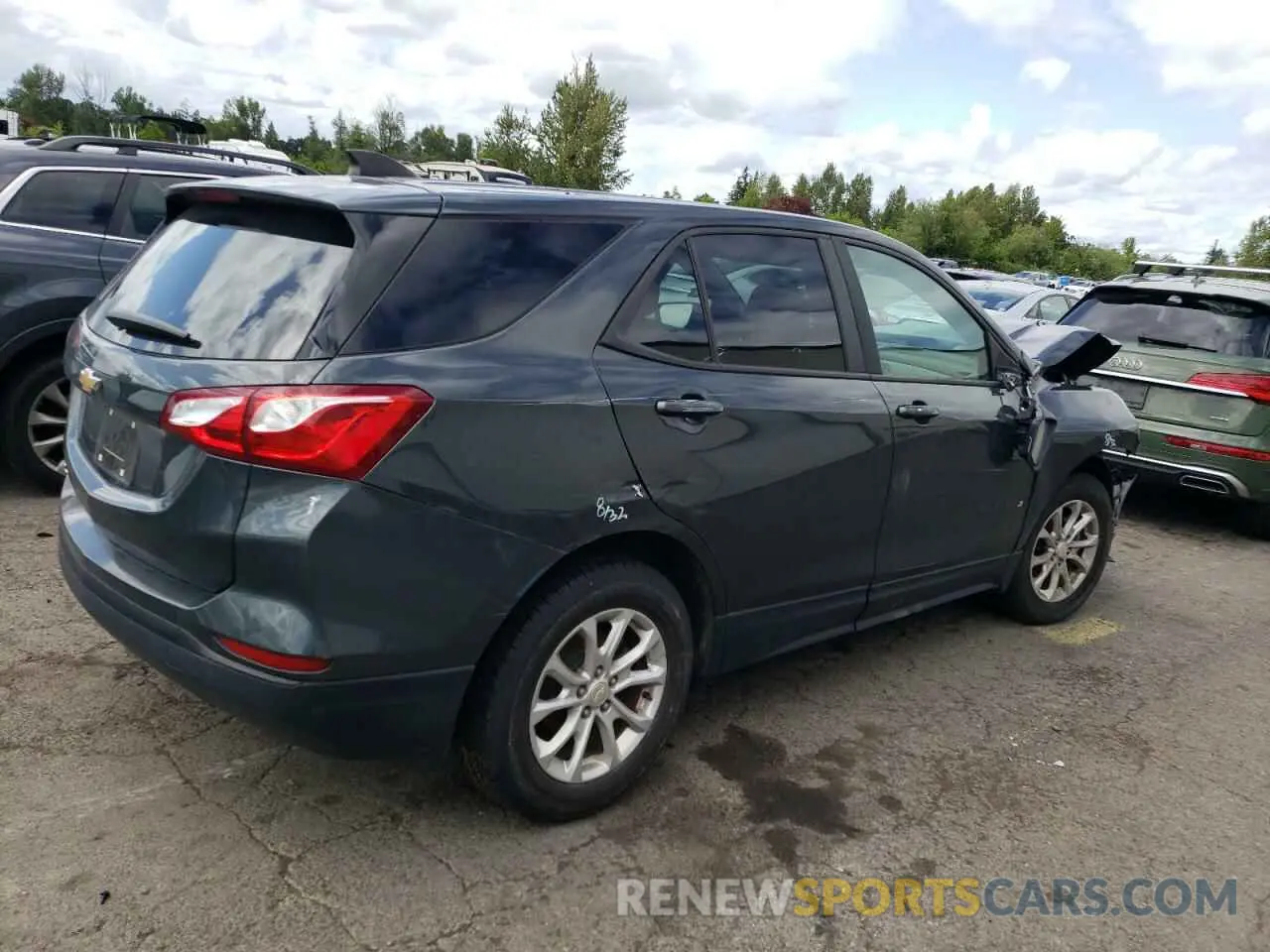 3 Фотография поврежденного автомобиля 3GNAXHEV0LS560673 CHEVROLET EQUINOX 2020