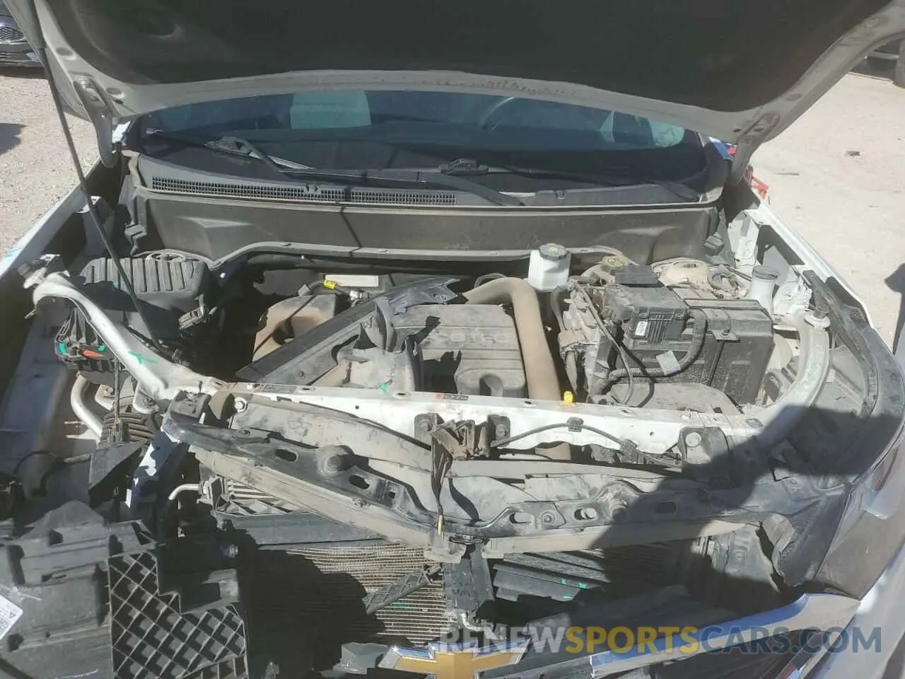 13 Photograph of a damaged car 3GNAXHEV1LS672639 CHEVROLET EQUINOX 2020